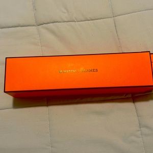 2 Apple Watch HERMES bands and charger with 2 original boxes no 🍎⌚️ no returns